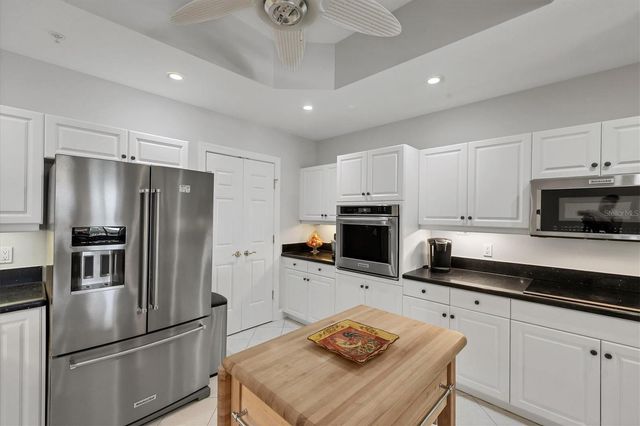 505 S ORANGE AVENUE 301, Sarasota, FL 34236