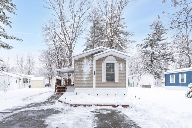 134 Colonial Village, Somersworth, NH 03878