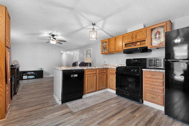 134 Colonial Village, Somersworth, NH 03878