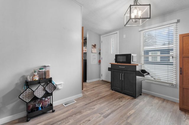 134 Colonial Village, Somersworth, NH 03878