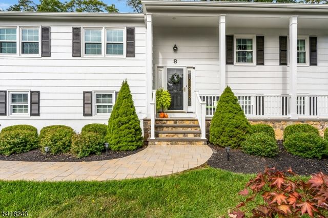 8 Beechwood Rd, Bernards Twp., NJ 07920