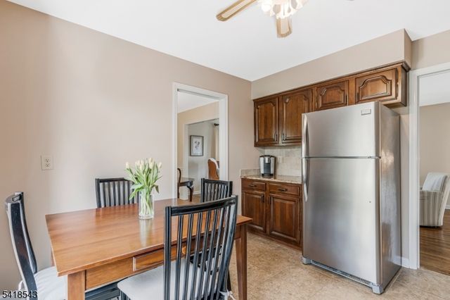 8 Beechwood Rd, Bernards Twp., NJ 07920