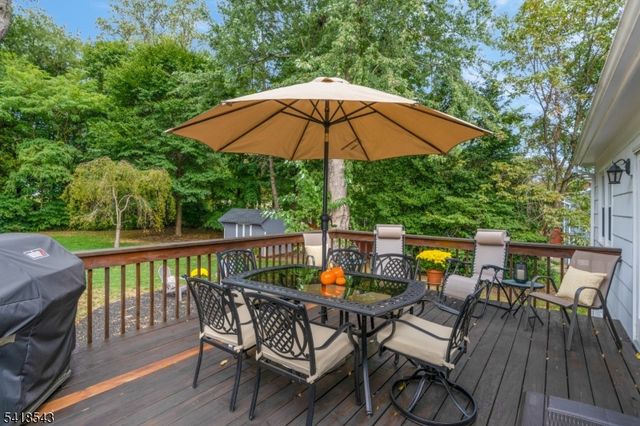 8 Beechwood Rd, Bernards Twp., NJ 07920