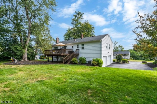 8 Beechwood Rd, Bernards Twp., NJ 07920