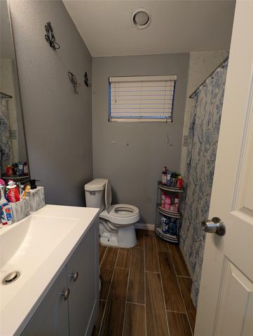 4822 Dalmatian Drive, South Houston, TX 77045