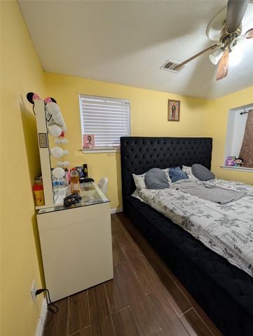 4822 Dalmatian Drive, South Houston, TX 77045