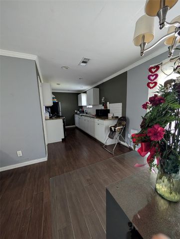 4822 Dalmatian Drive, South Houston, TX 77045