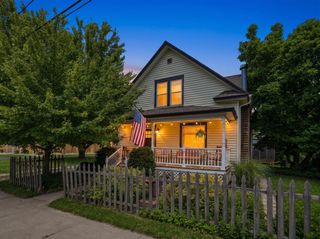 24 W Ash Street, Three Oaks, MI 49128
