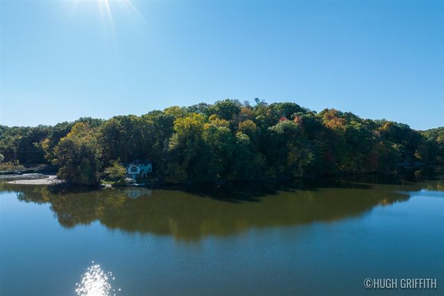 6811 Burger Drive, Grand Rapids, MI 49546