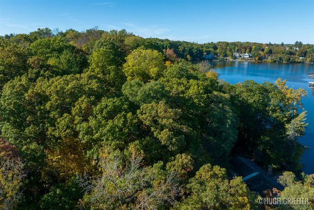 6811 Burger Drive, Grand Rapids, MI 49546