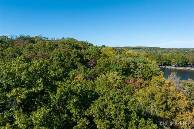 6811 Burger Drive, Grand Rapids, MI 49546