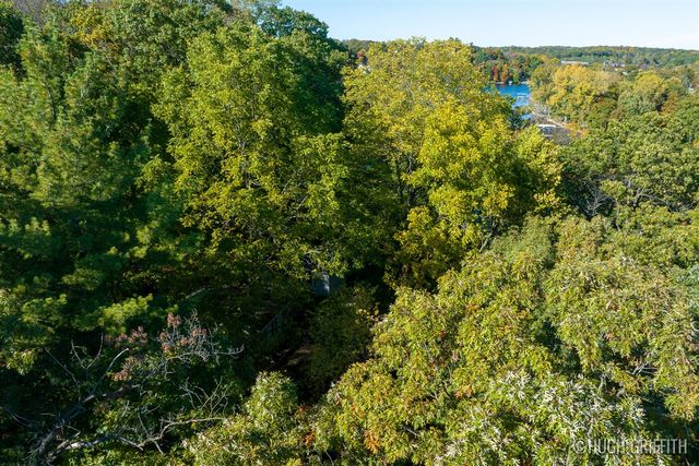 6811 Burger Drive, Grand Rapids, MI 49546