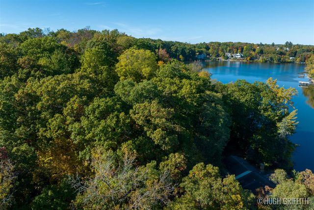 6811 Burger Drive, Grand Rapids, MI 49546