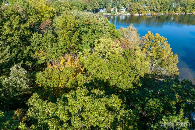 6811 Burger Drive, Grand Rapids, MI 49546