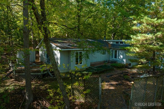 6811 Burger Drive, Grand Rapids, MI 49546