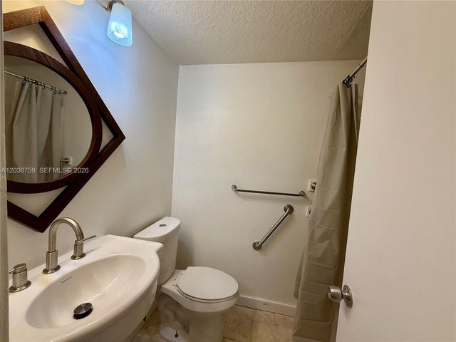 3048 E Sunrise Lakes Drive 217, Sunrise, FL 33322