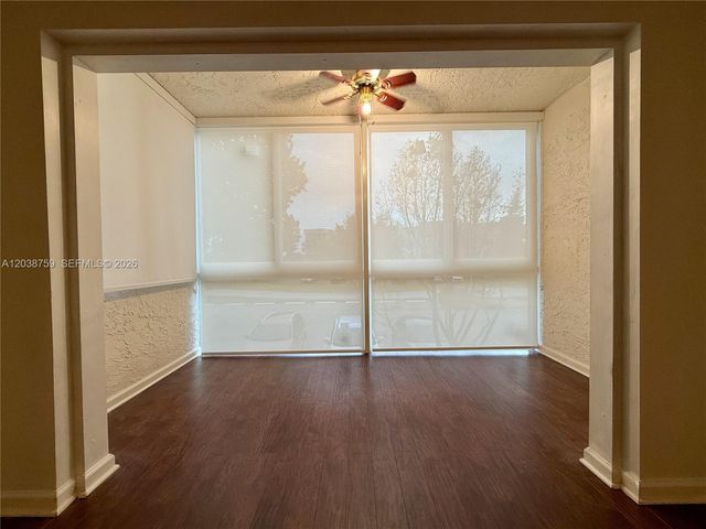 3048 E Sunrise Lakes Drive 217, Sunrise, FL 33322