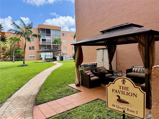 3048 E Sunrise Lakes Drive 217, Sunrise, FL 33322