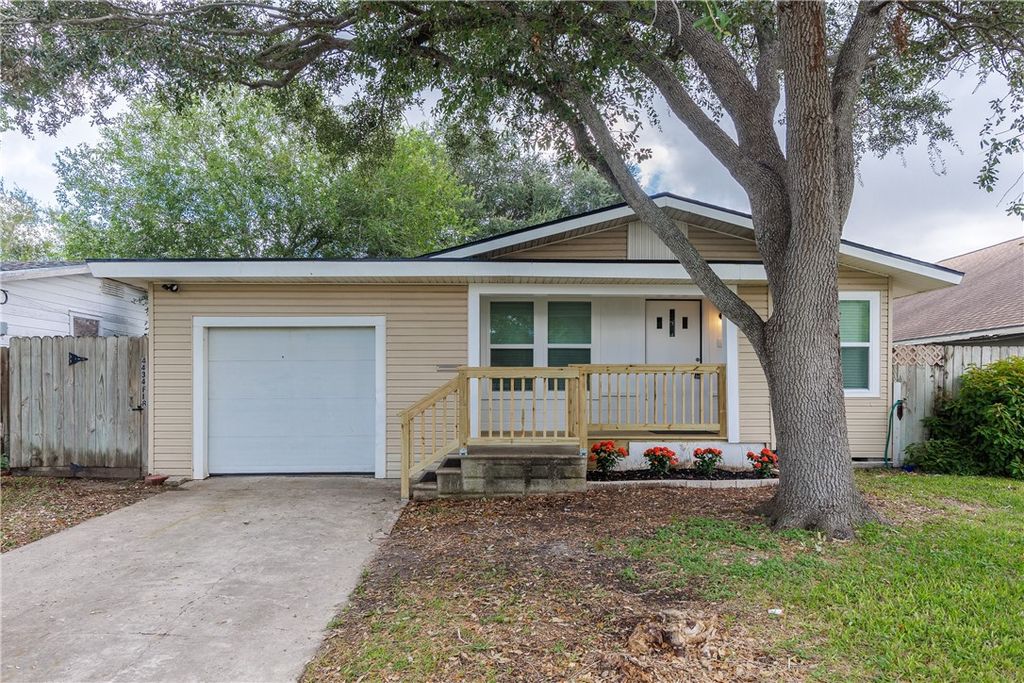 4434 Fir St, Corpus Christi, TX 78411