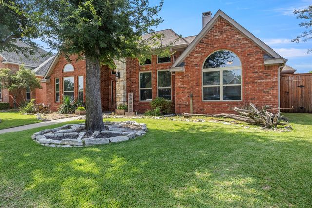 1003 Hunters Creek Drive, Carrollton, TX 75007