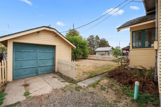 2203 E Diamond Ave, Spokane, WA 99207