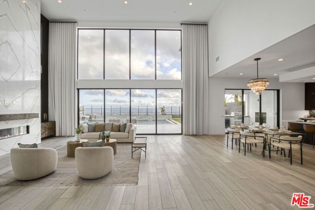 20248 W Willoughby Lane, Porter Ranch (los Angeles), CA 91326