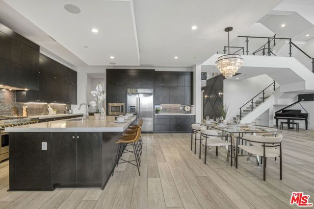 20248 W Willoughby Lane, Porter Ranch (los Angeles), CA 91326