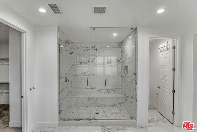 20248 W Willoughby Lane, Porter Ranch (los Angeles), CA 91326