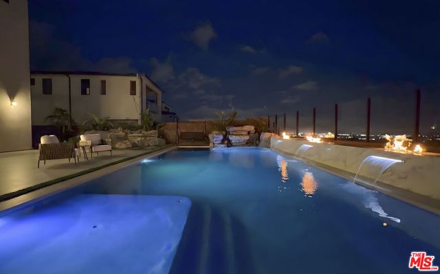 20248 W Willoughby Lane, Porter Ranch (los Angeles), CA 91326