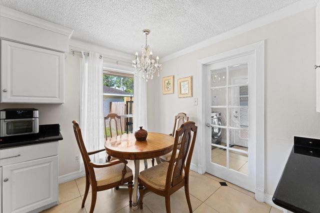 10807 Chimney Rock Road, Houston, TX 77096