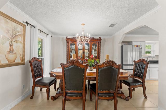 10807 Chimney Rock Road, Houston, TX 77096