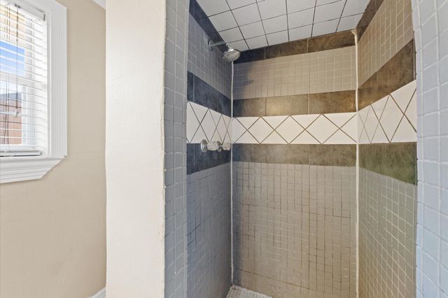 10807 Chimney Rock Road, Houston, TX 77096