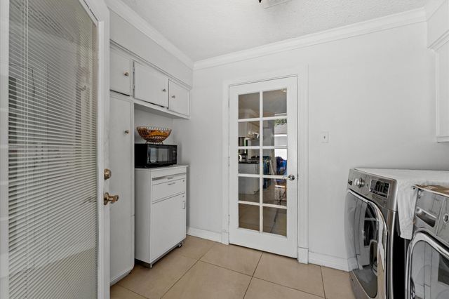 10807 Chimney Rock Road, Houston, TX 77096