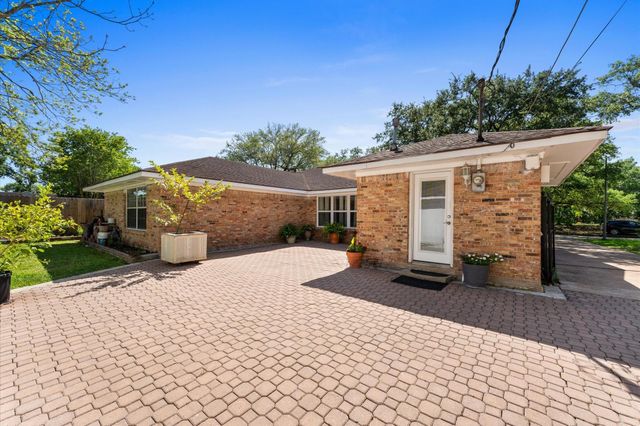 10807 Chimney Rock Road, Houston, TX 77096