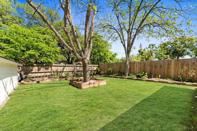 10807 Chimney Rock Road, Houston, TX 77096