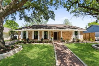 10807 Chimney Rock Road, Houston, TX 77096