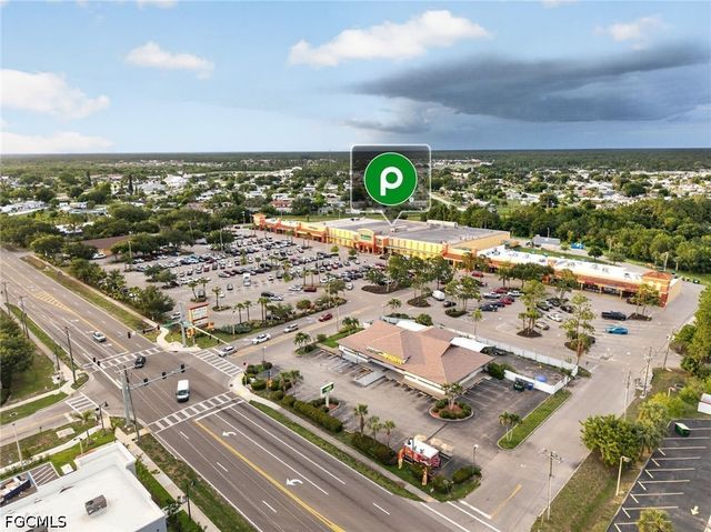 208 Redcliff AVE, Lehigh Acres, FL 33936