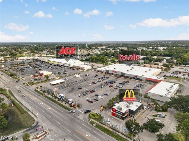 208 Redcliff AVE, Lehigh Acres, FL 33936