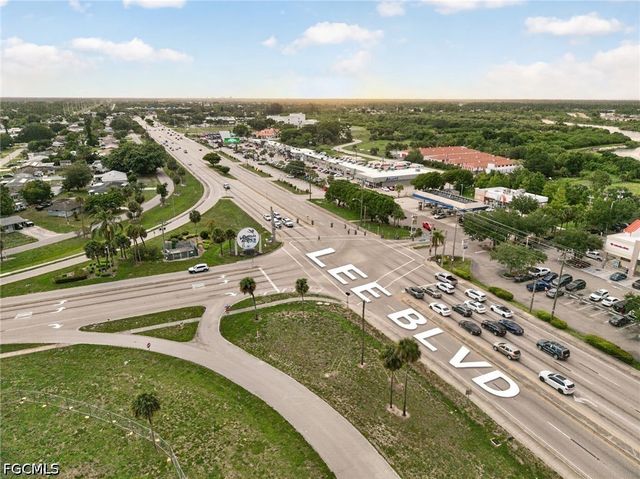 208 Redcliff AVE, Lehigh Acres, FL 33936