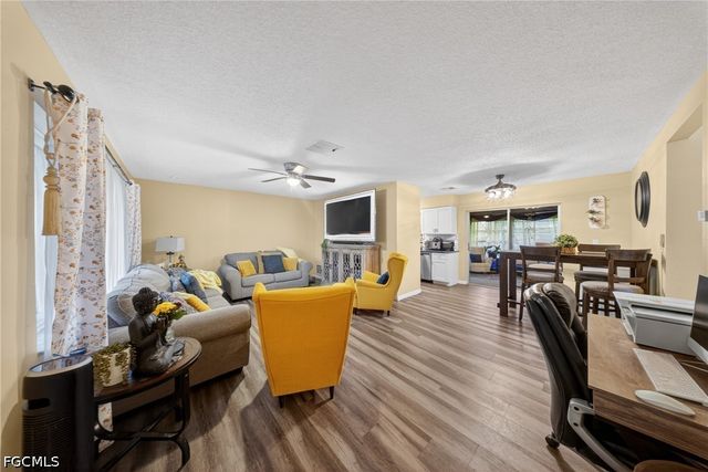 208 Redcliff AVE, Lehigh Acres, FL 33936