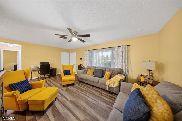 208 Redcliff AVE, Lehigh Acres, FL 33936