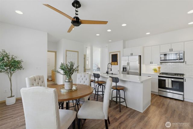 27912 31st Place S, Auburn, WA 98001