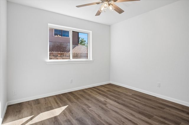 1476 Hampton Road, Grapevine, TX 76051