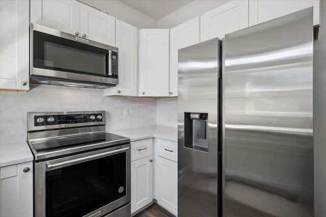 1476 Hampton Road, Grapevine, TX 76051