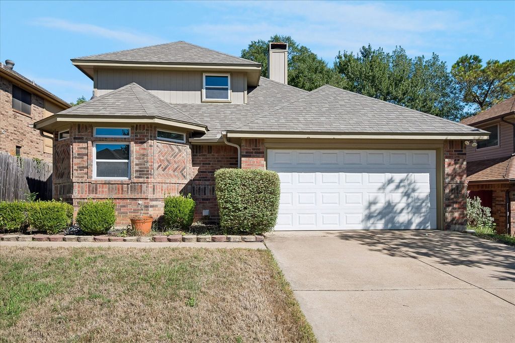 1476 Hampton Road, Grapevine, TX 76051