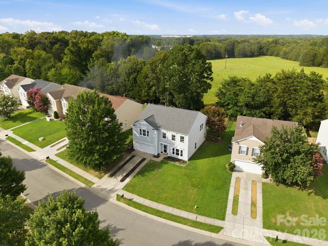 12821 Silvaire Farm Road, Charlotte, NC 28278
