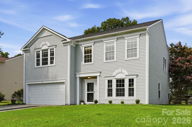 12821 Silvaire Farm Road, Charlotte, NC 28278