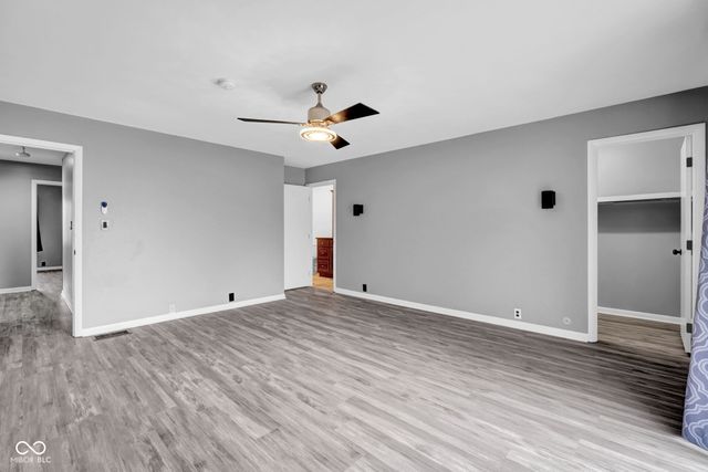 3805 Lakeside Drive, Columbus, IN 47203