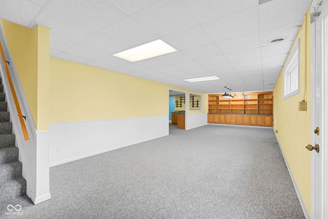 3805 Lakeside Drive, Columbus, IN 47203