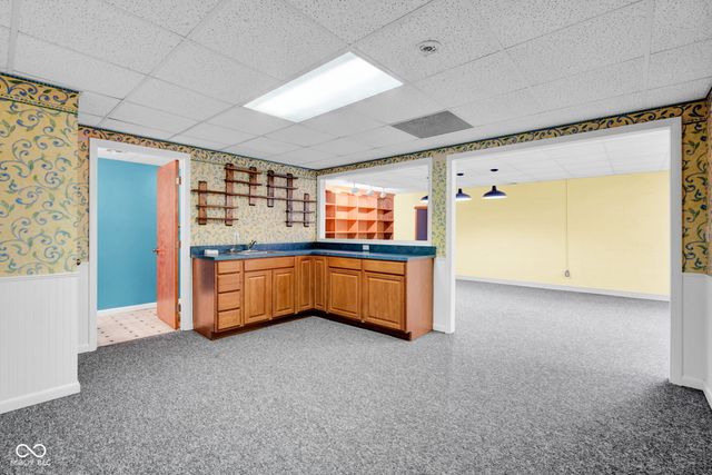 3805 Lakeside Drive, Columbus, IN 47203